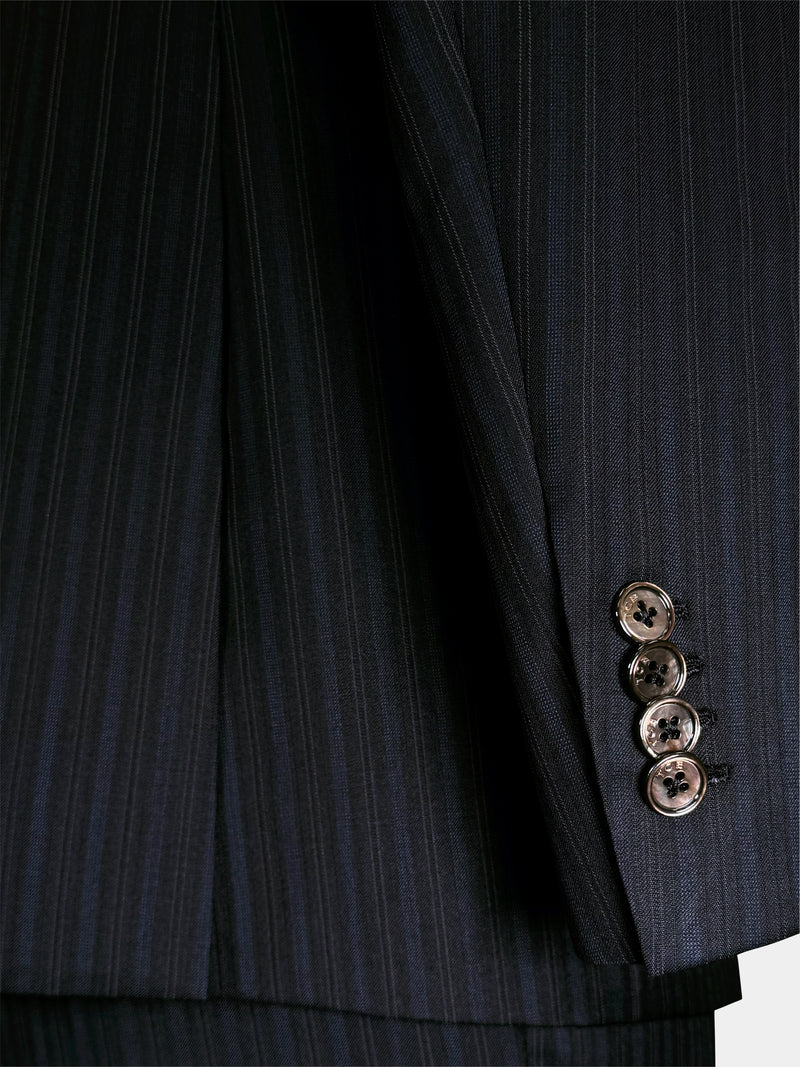 Hand-Sewn Buttons & Buttonholes