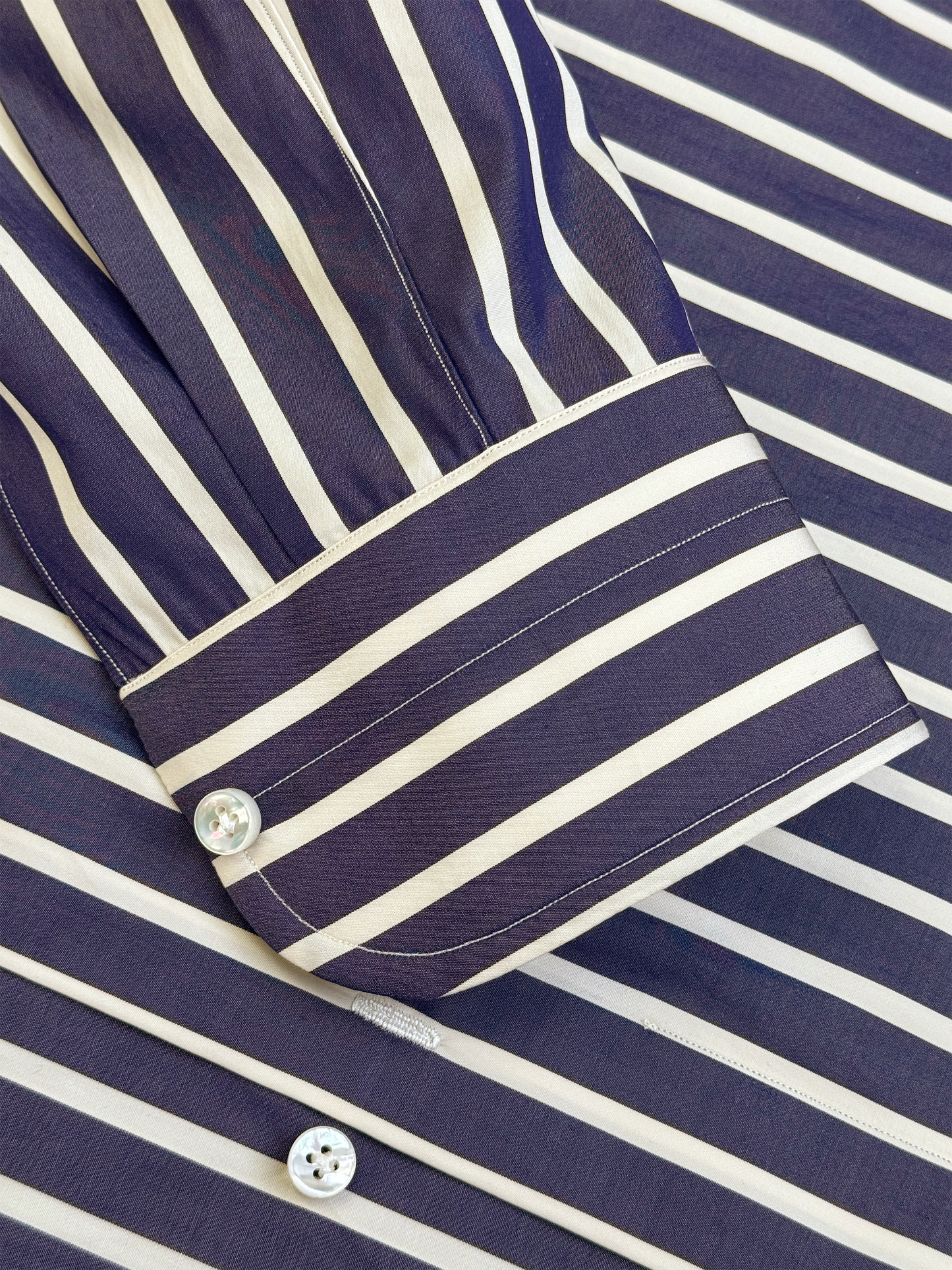 Signature Dress Shirt in Tailored Fit