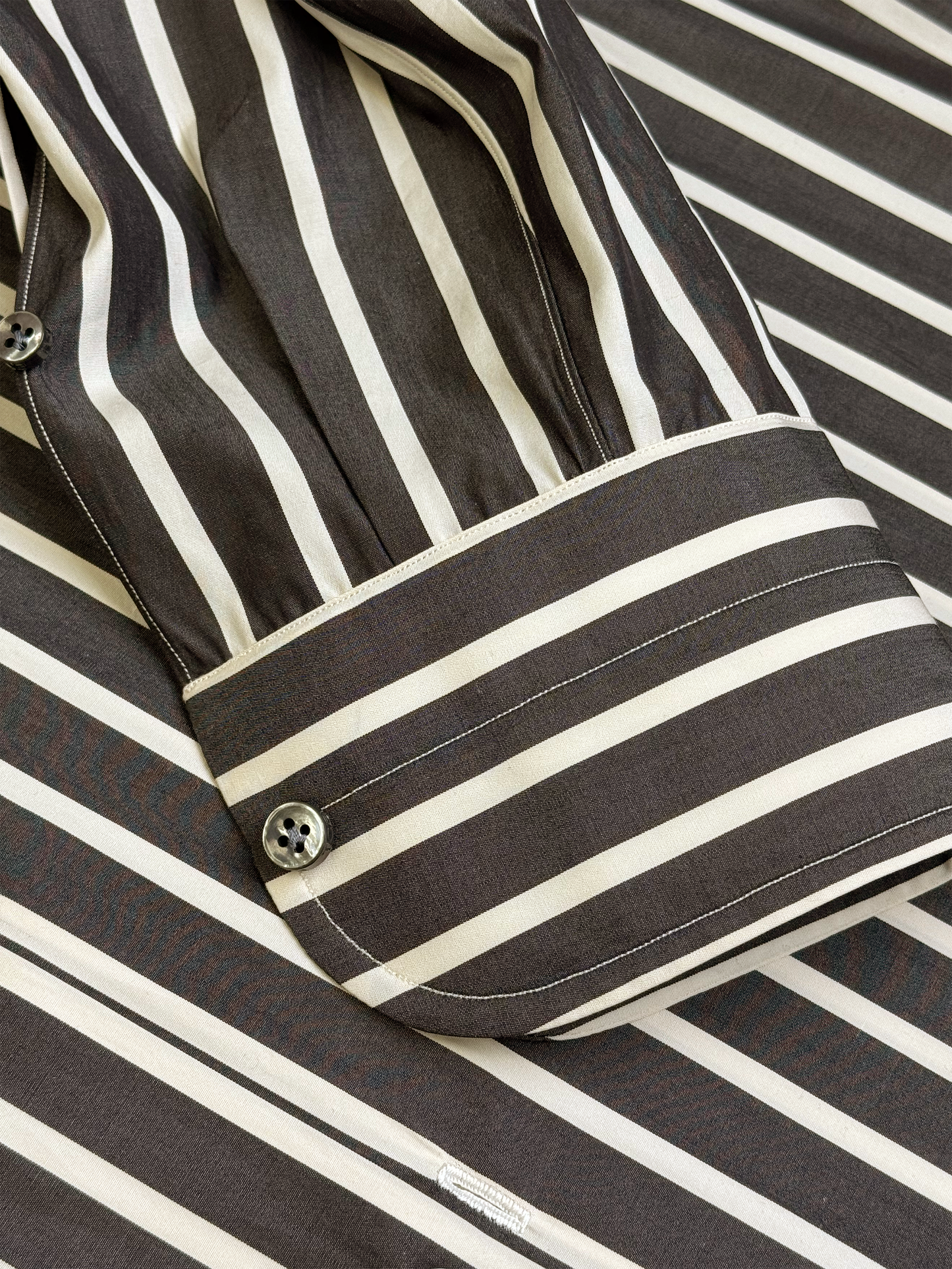 Signature Dress Shirt in Tailored Fit