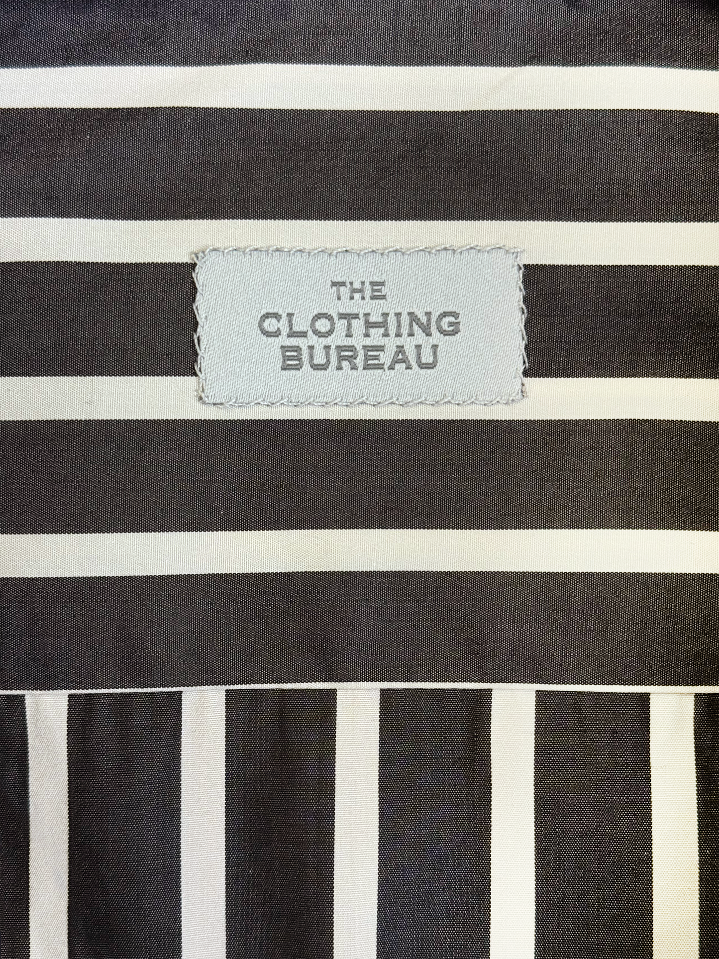 Signature Dress Shirt in Tailored Fit