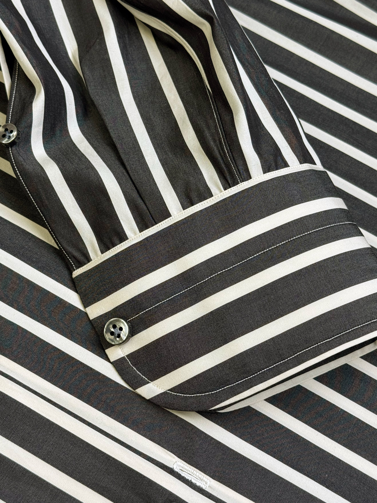 CHARCOAL GRAY AND WHITE STRIPED COTTON POPLIN DRESS SHIRT