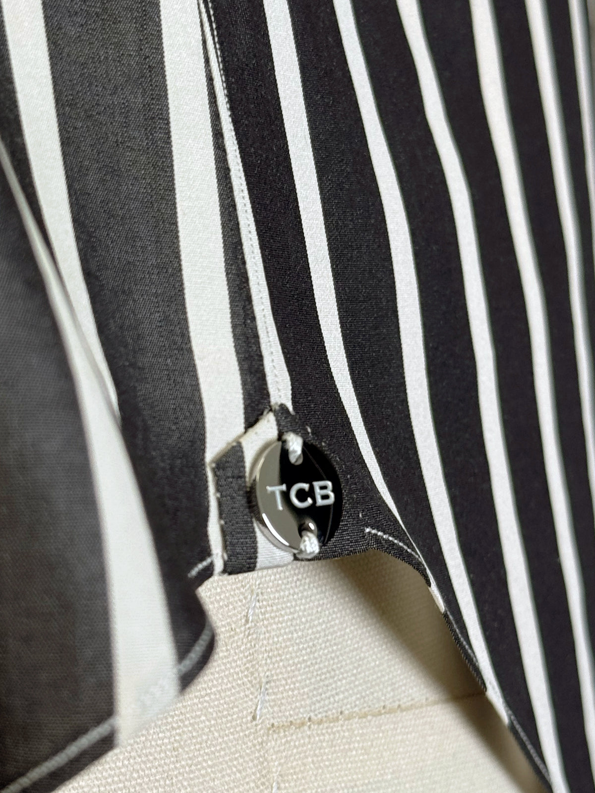 CHARCOAL GRAY AND WHITE STRIPED COTTON POPLIN DRESS SHIRT