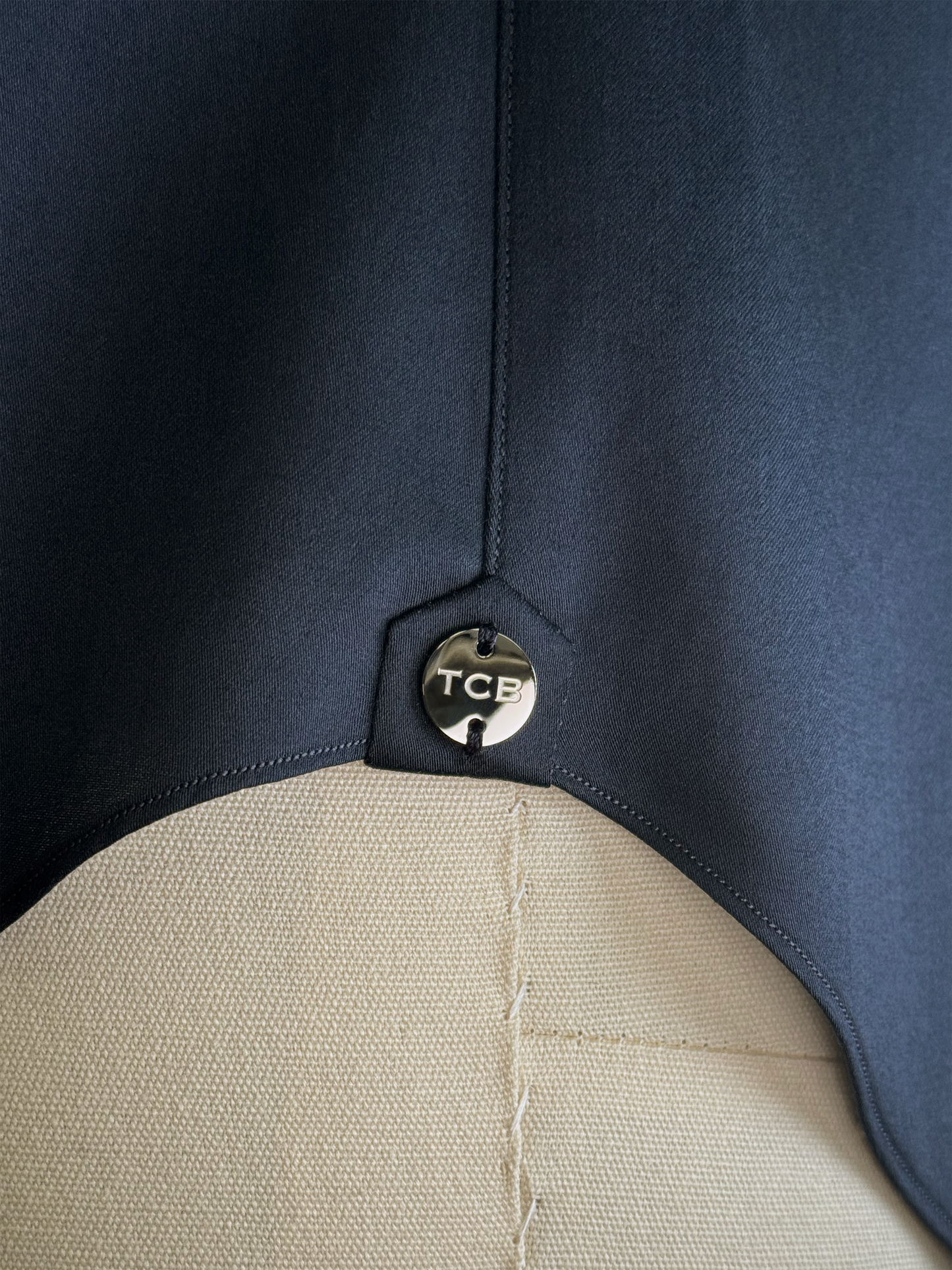 Signature Dress Shirt in Tailored Fit