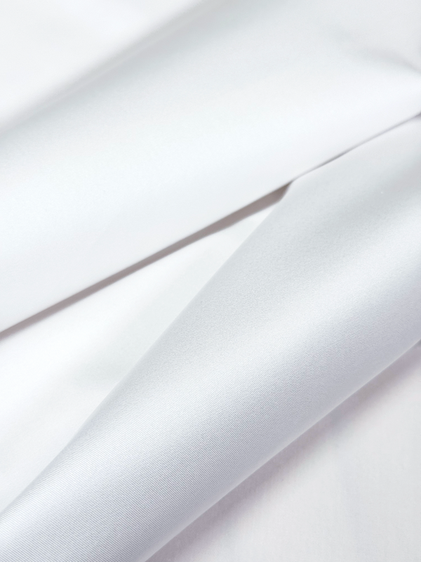 WHITE FINE TWILL GIZA 87 COTTON, 100% Egyptian cotton, woven by Thomas Mason